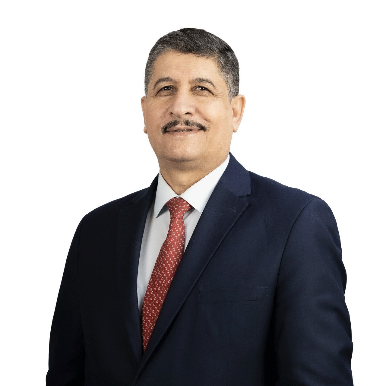 خلف عبيد اللحظات الحديدي